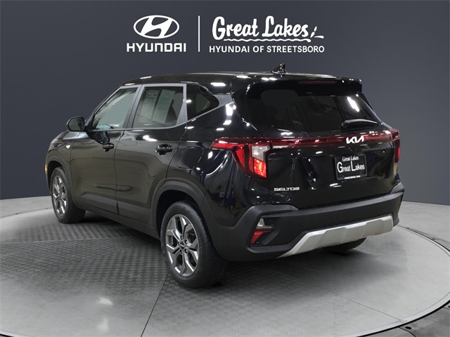Vehicle image 5 of 15