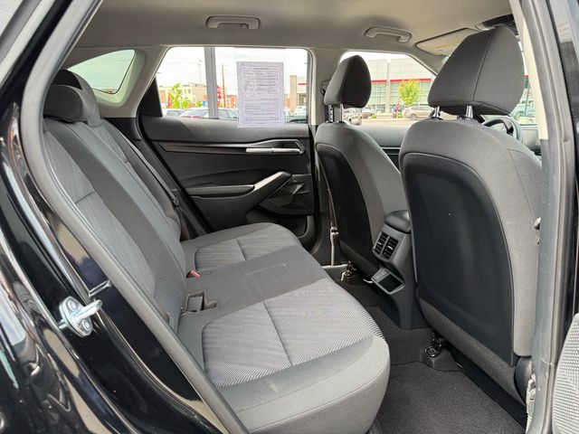 Vehicle image 15 of 36