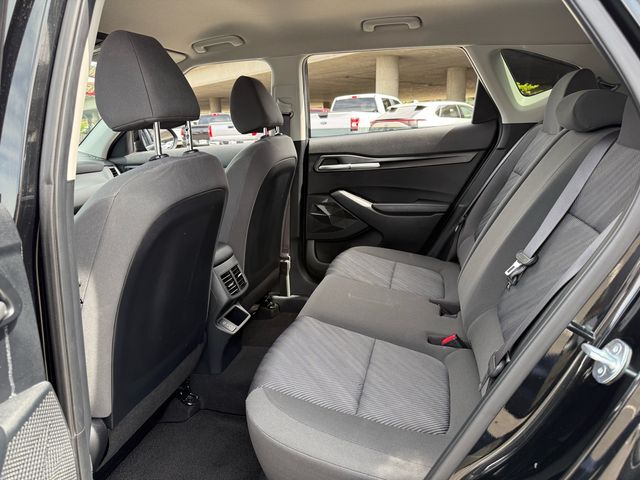 Vehicle image 16 of 36
