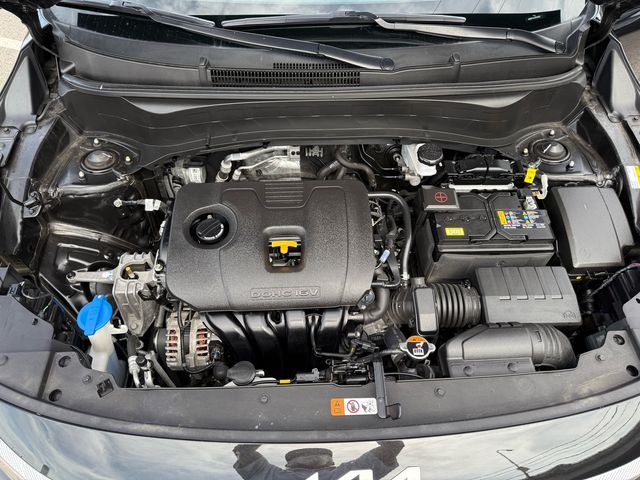 Vehicle image 7 of 36