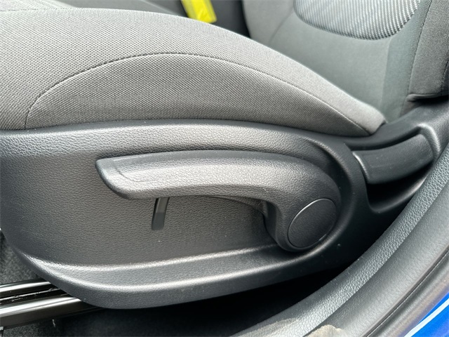 Vehicle image 29 of 41