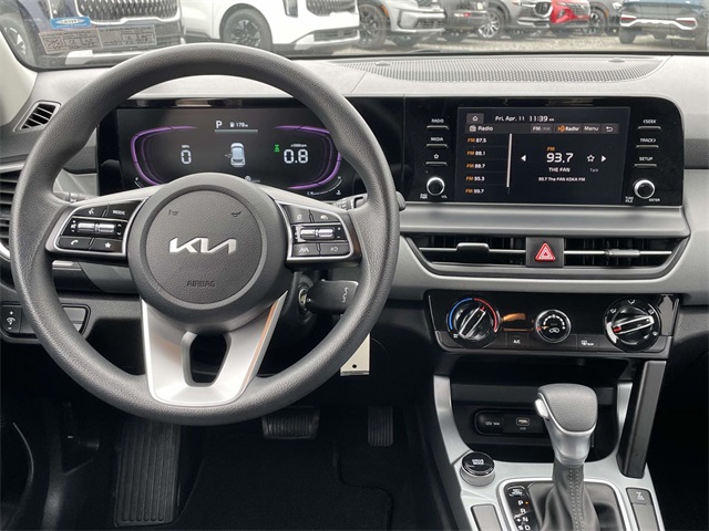 Vehicle image 18 of 33