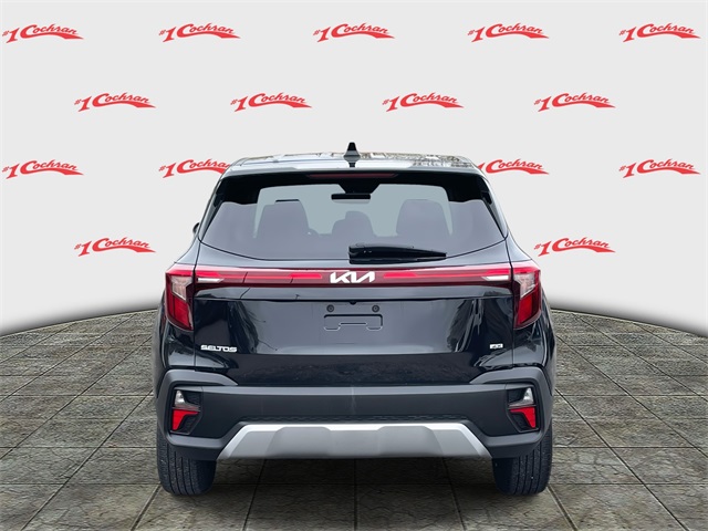 Vehicle image 6 of 33