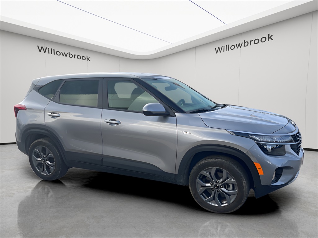 Vehicle image 3 of 34