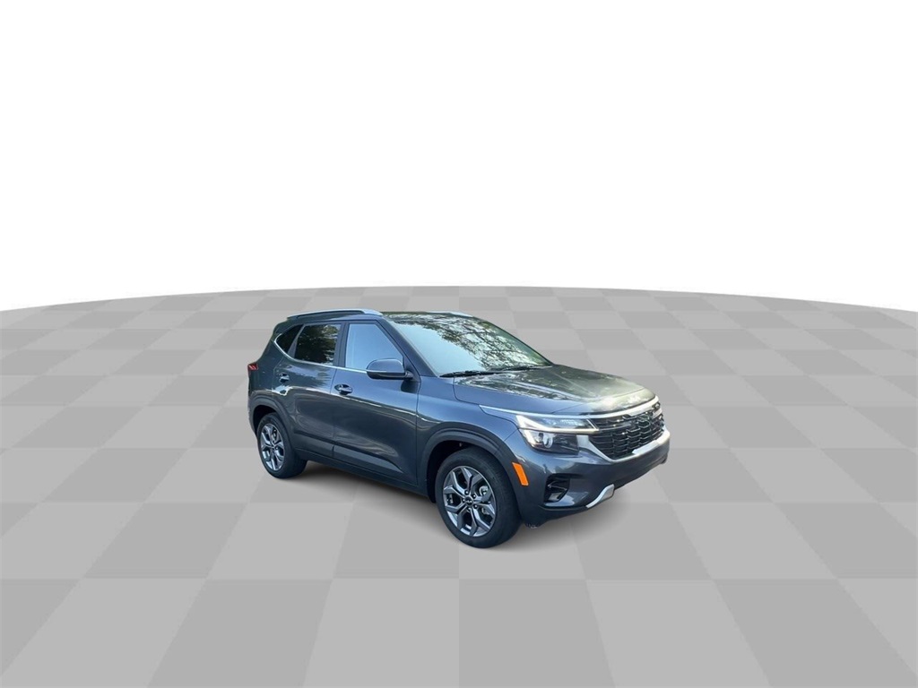 Vehicle image 4 of 34