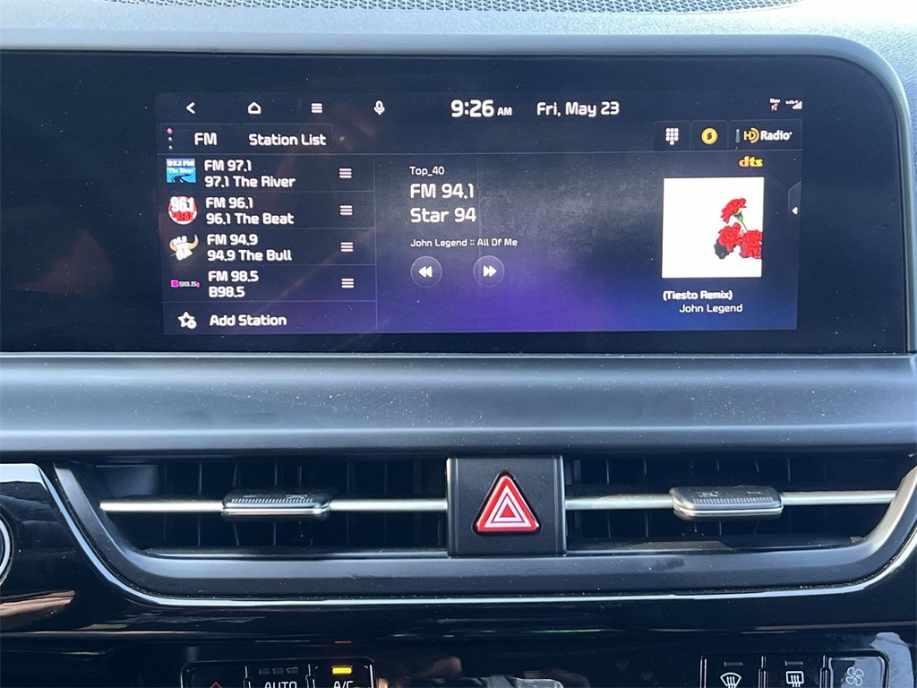 Vehicle image 13 of 34