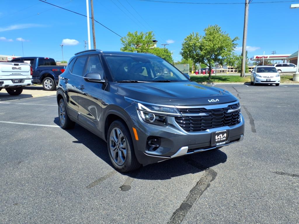 Vehicle image 2 of 18
