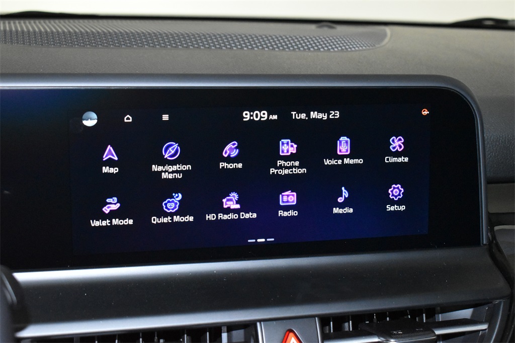 Vehicle image 14 of 25
