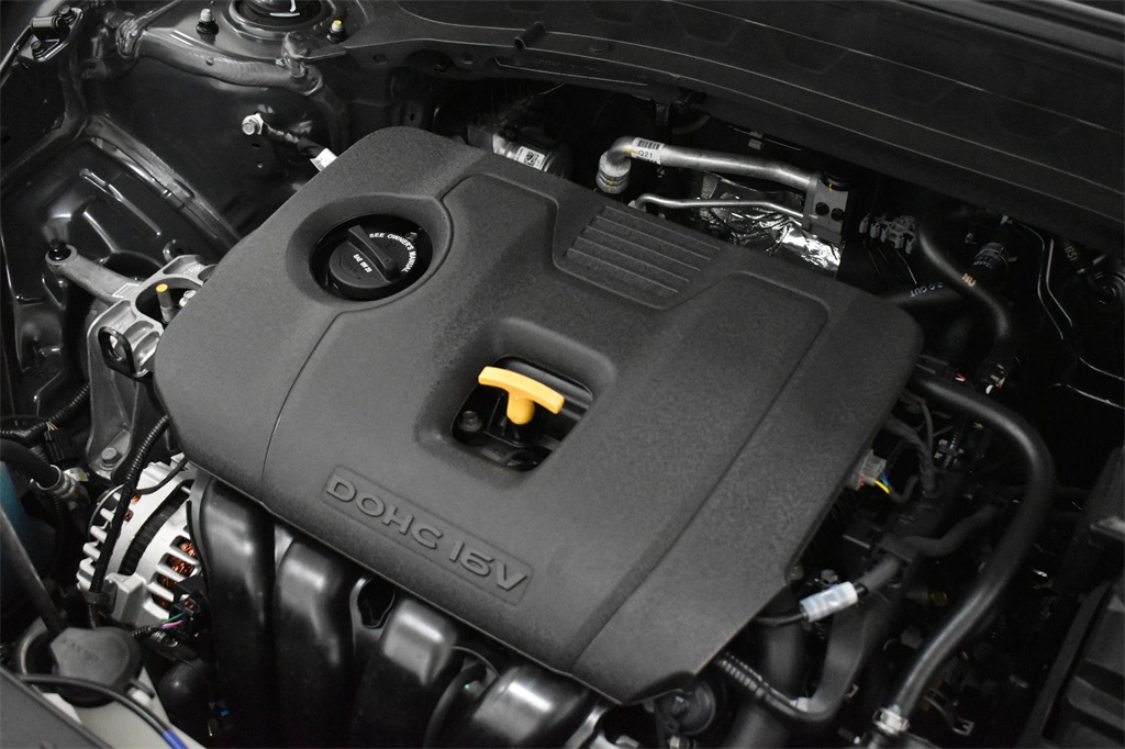 Vehicle image 10 of 25