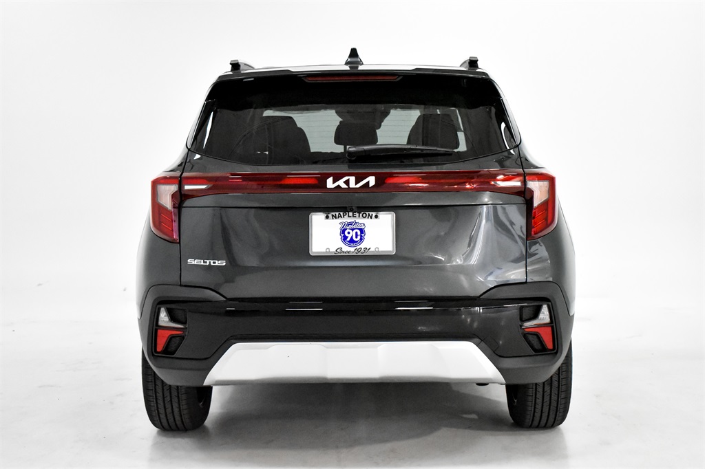 Vehicle image 6 of 25