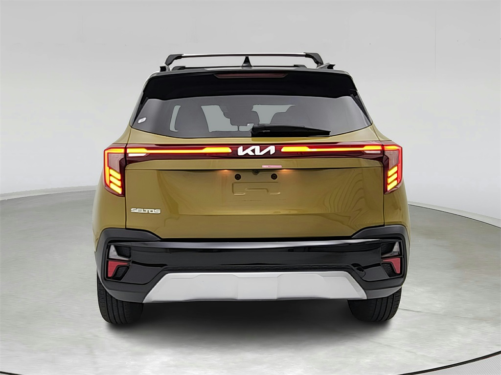 Vehicle image 6 of 30
