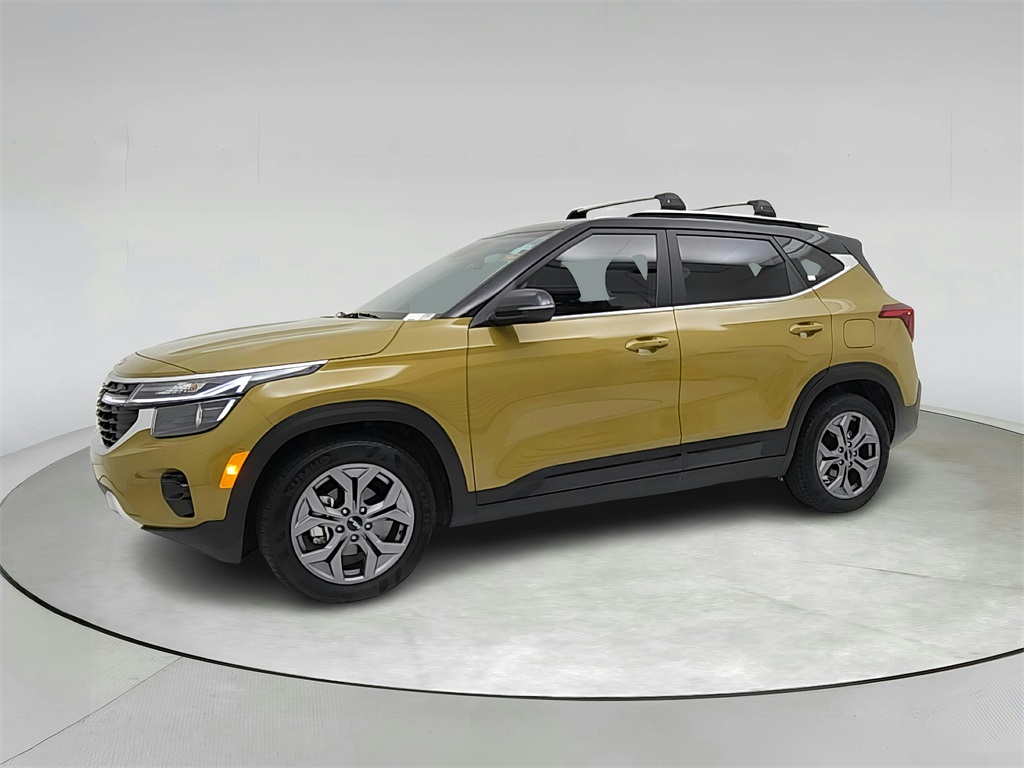 Vehicle image 1 of 30