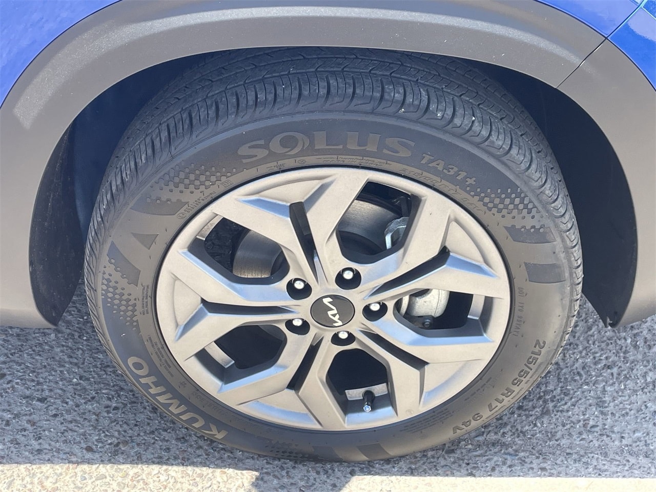 Vehicle image 9 of 30