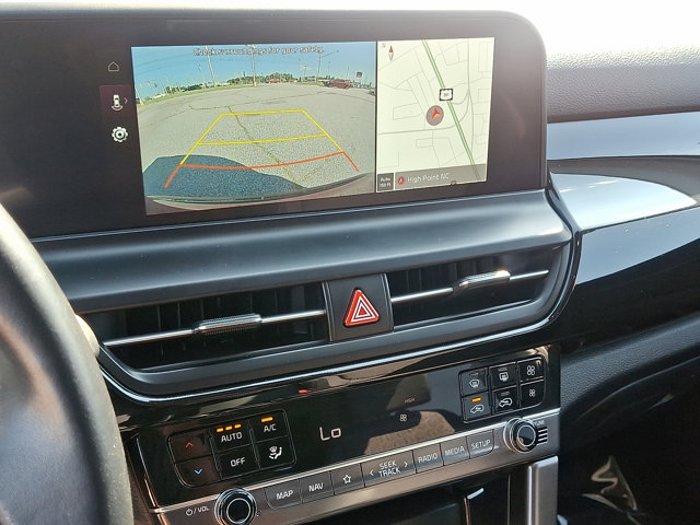 Vehicle image 26 of 31