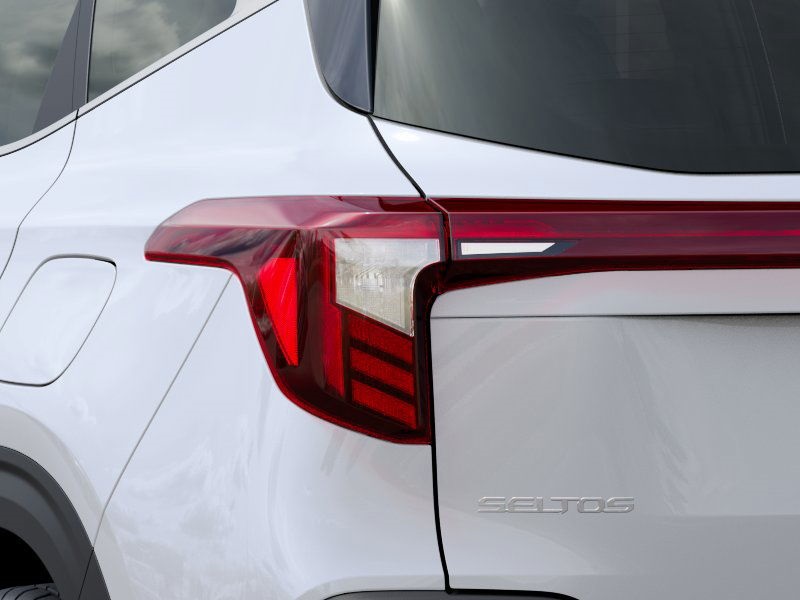 Vehicle image 11 of 27