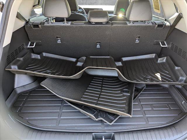 Vehicle image 9 of 24