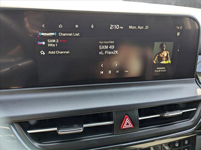 Vehicle image 14 of 24