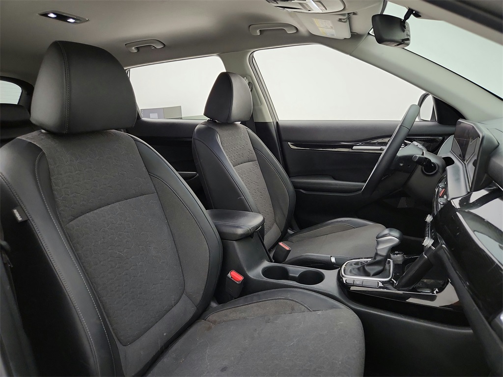 Vehicle image 12 of 29