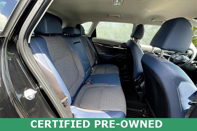 Vehicle image 11 of 30