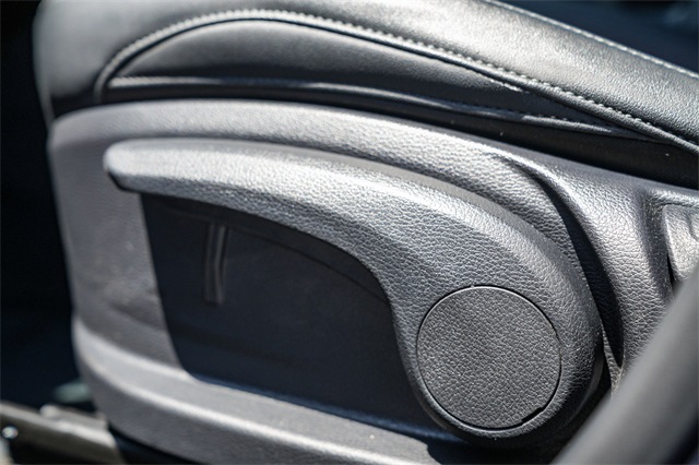 Vehicle image 27 of 27