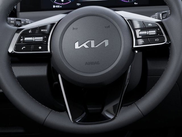 Vehicle image 20 of 37
