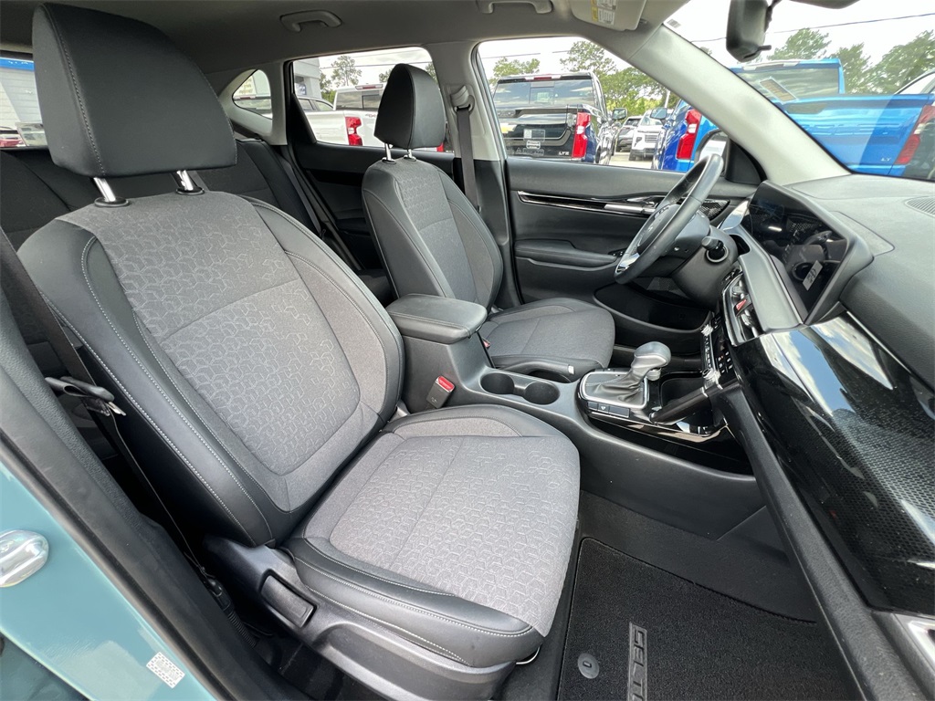 Vehicle image 18 of 41