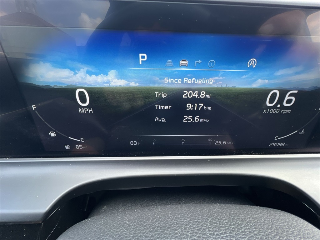 Vehicle image 27 of 41