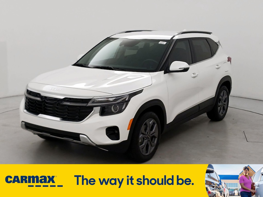 Vehicle image 1 of 27