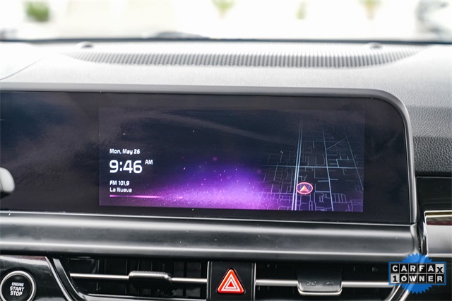 Vehicle image 14 of 33