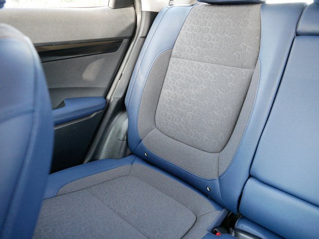 Vehicle image 11 of 36