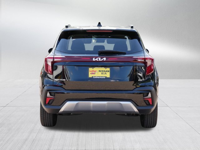 Vehicle image 6 of 36