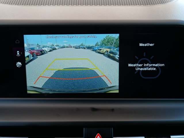 Vehicle image 23 of 36