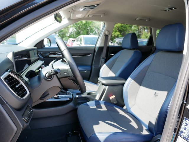 Vehicle image 15 of 36