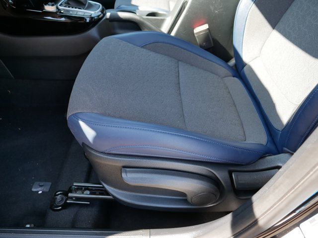 Vehicle image 16 of 36