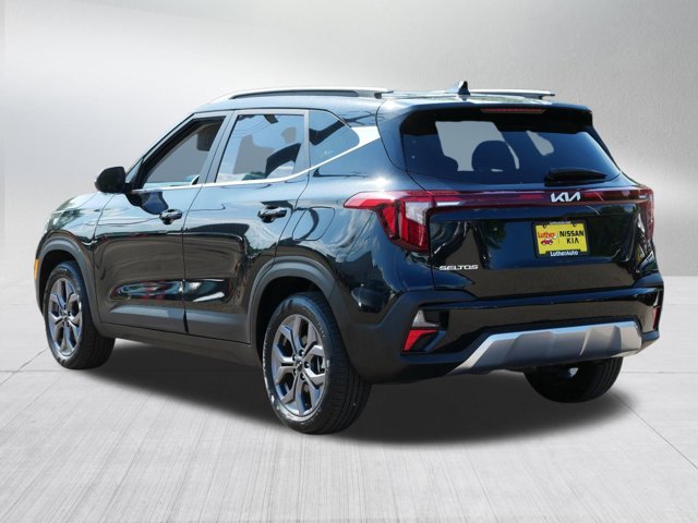 Vehicle image 7 of 36