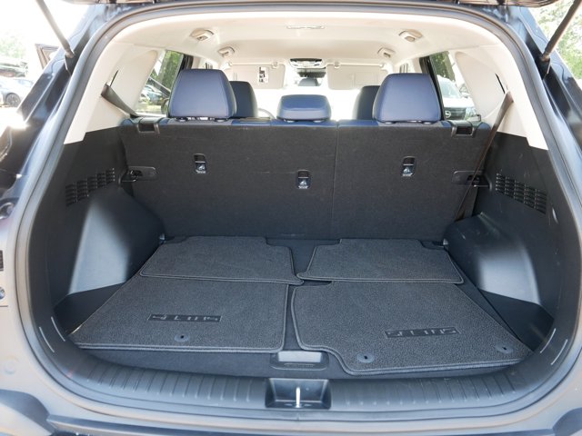Vehicle image 10 of 36