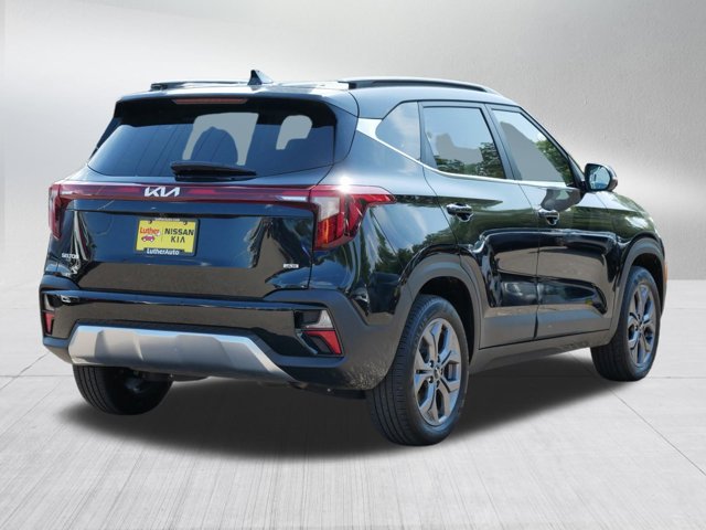 Vehicle image 5 of 36