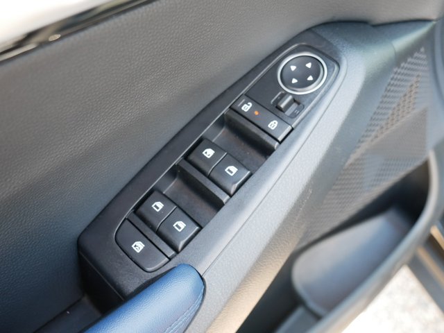 Vehicle image 34 of 36