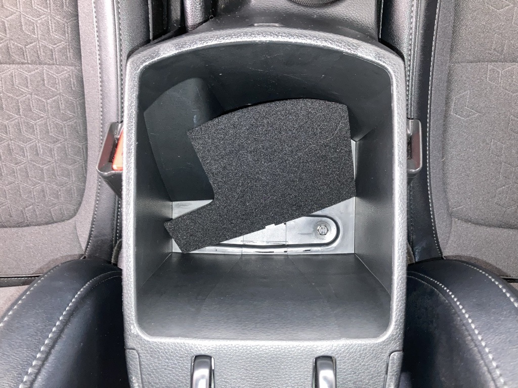 Vehicle image 16 of 28