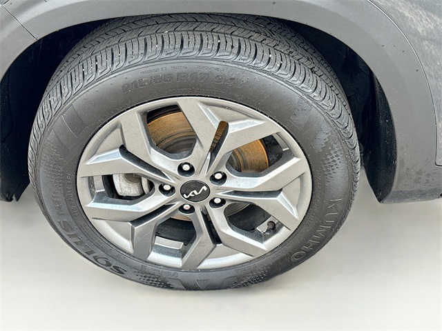 Vehicle image 12 of 36
