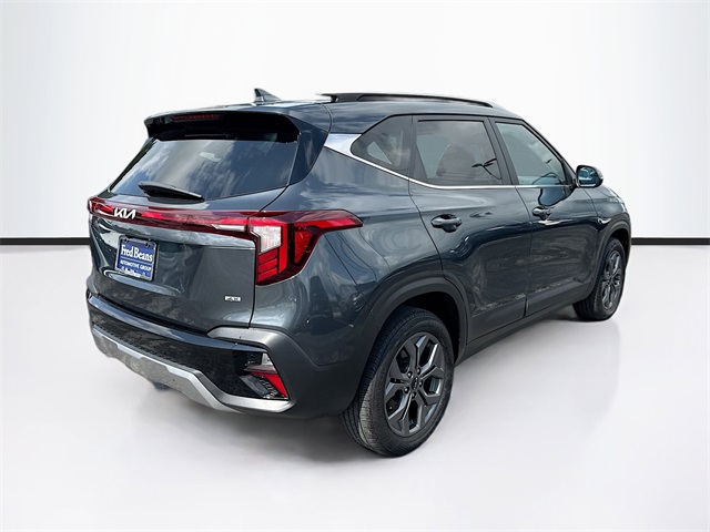 Vehicle image 5 of 36