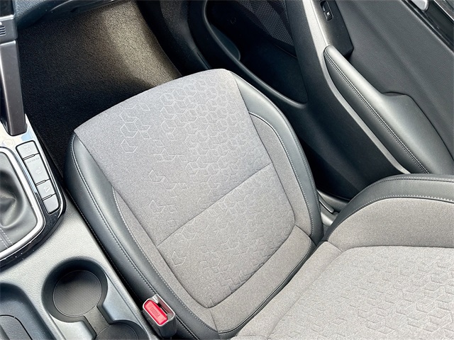Vehicle image 28 of 36