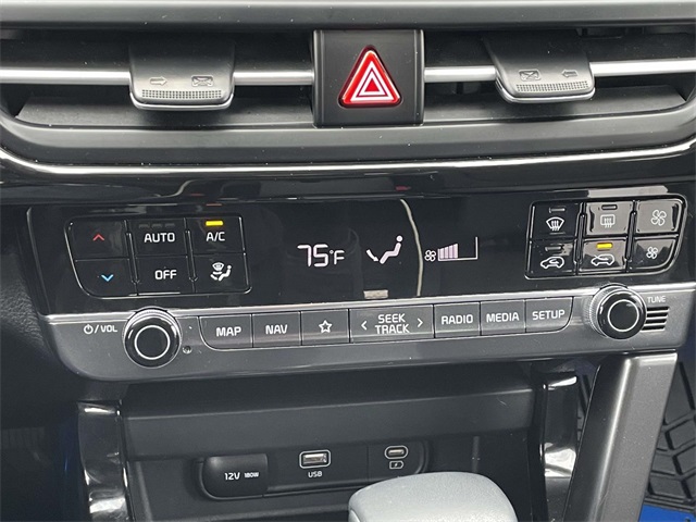 Vehicle image 23 of 36