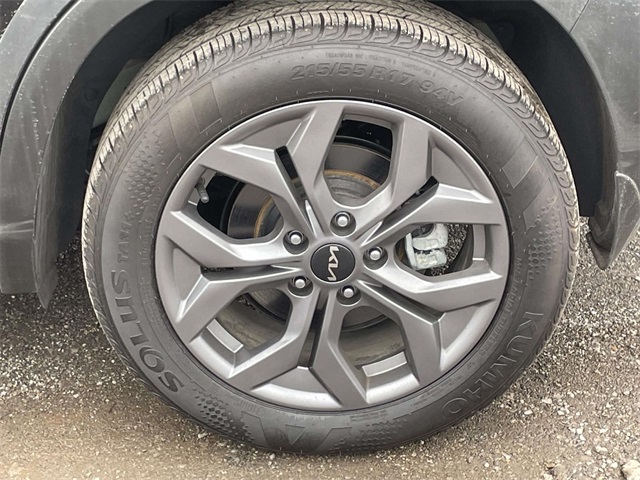 Vehicle image 12 of 36