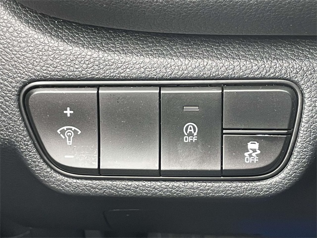 Vehicle image 28 of 36