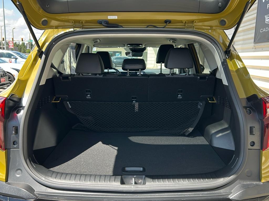 Vehicle image 8 of 28