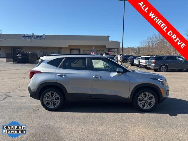 Vehicle image 4 of 35
