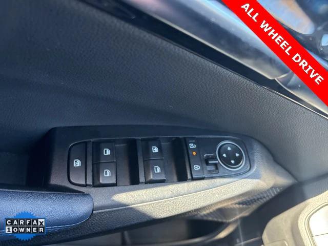 Vehicle image 13 of 35