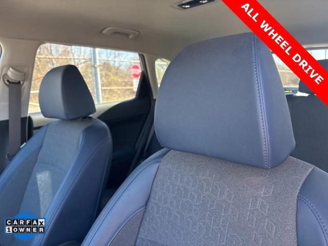 Vehicle image 22 of 35