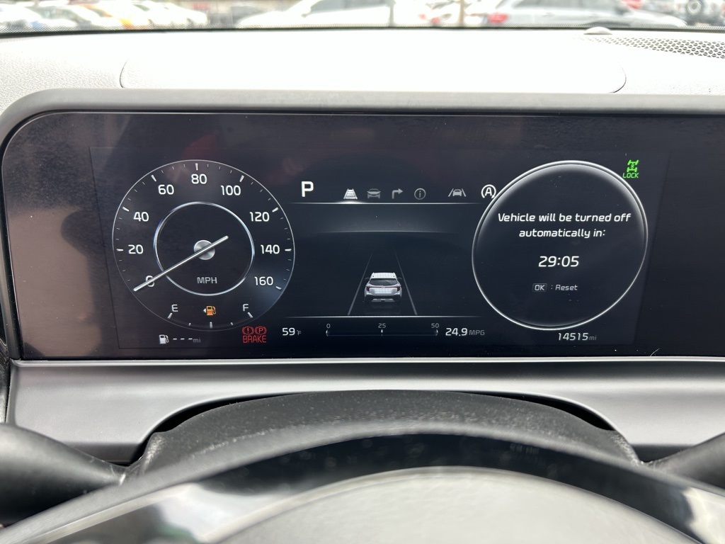 Vehicle image 16 of 28